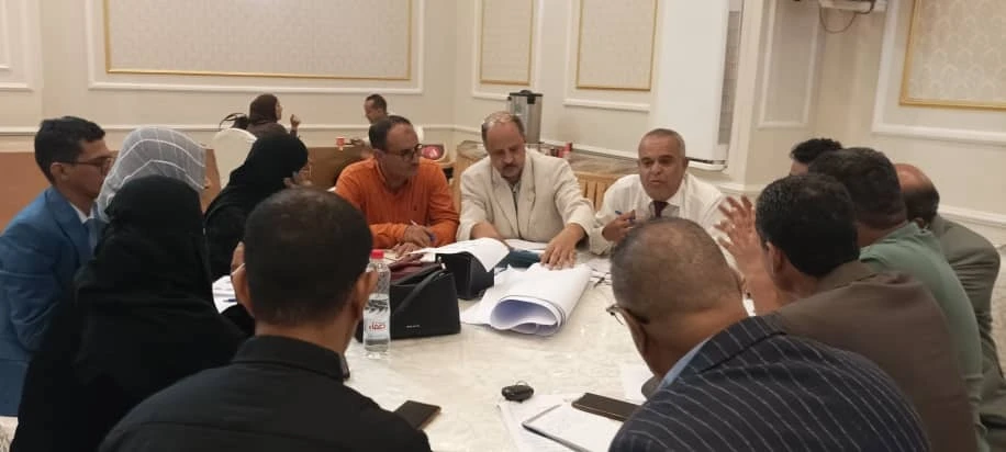 تعز ترسم خارطة طريق التنمية من عدن.. 